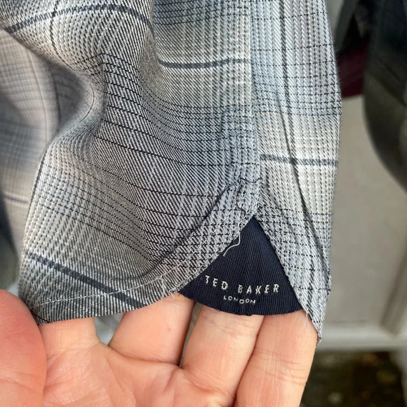 Ted Baker blue plaid “ Buldate tapered fit” buttondown, Ted  size 3 (medium) - Picture 6 of 12